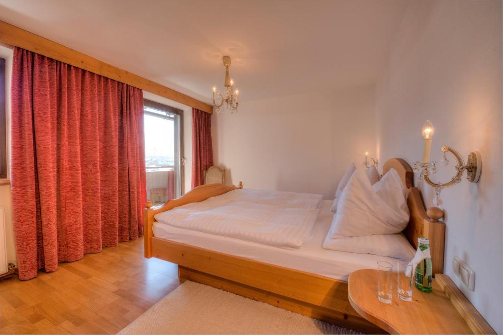 Jaegerwirt Otel Kitzbühel Oda fotoğraf